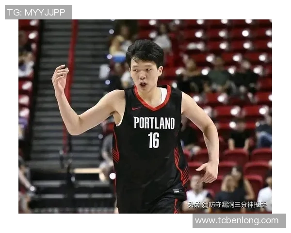 中国男篮双星联手贡献40分朱正关键失误影响比赛郇斯楠表现亮眼砍下16分6盖帽